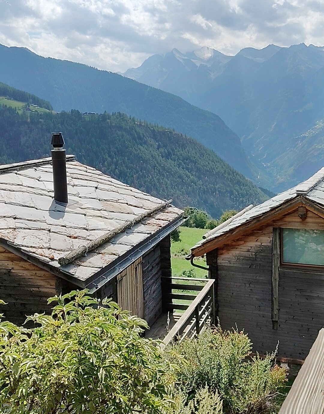La baita di Christiane e Teo nelle Alpi del Vallese